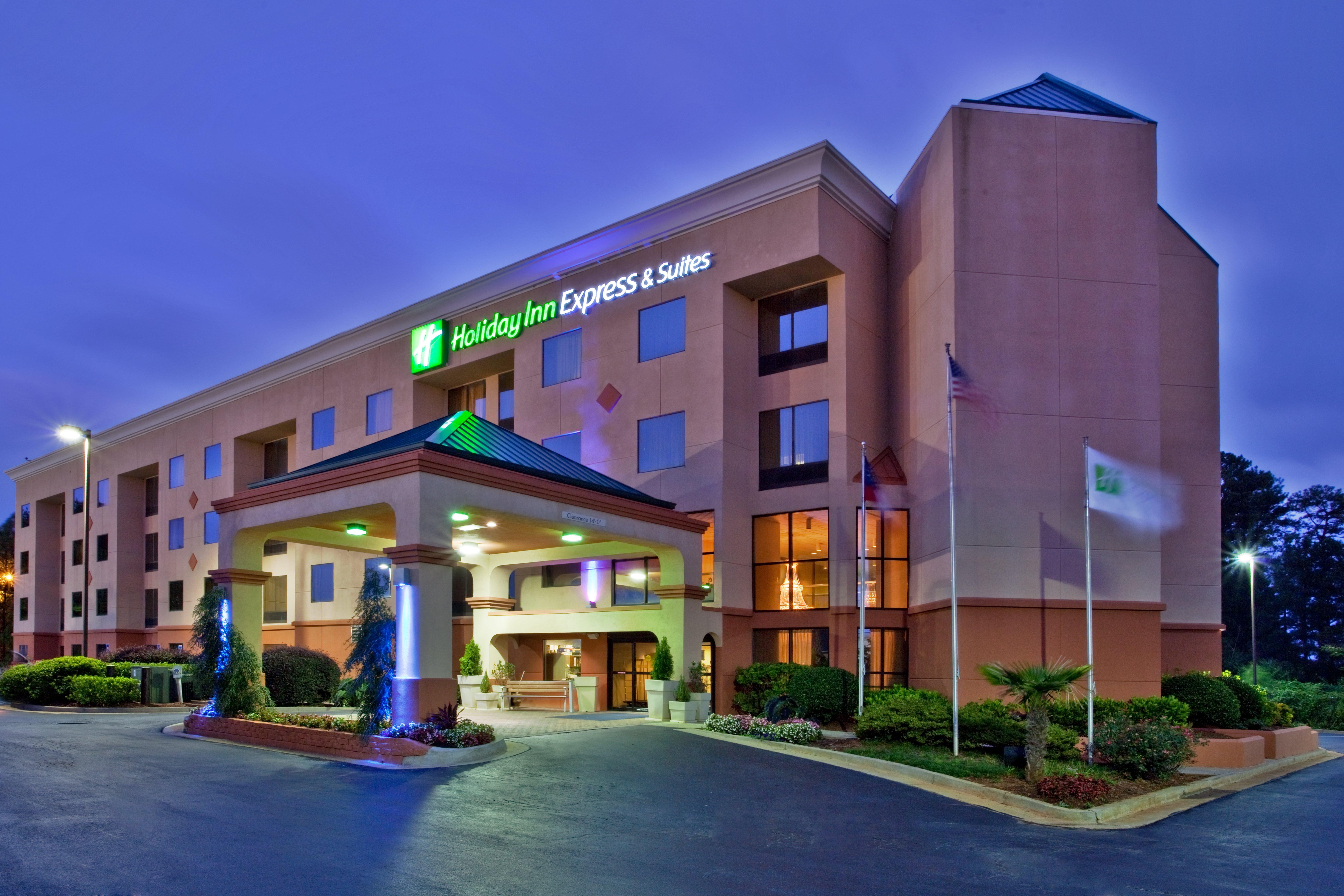 Holiday Inn Express Hotel & Suites Lawrenceville By Ihg Exterior foto